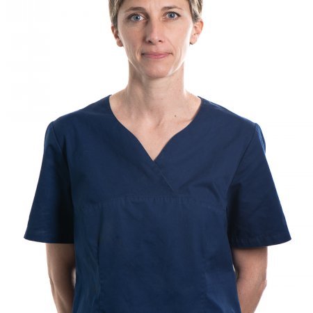 Dr Claire DELOUCHE-KNOERR