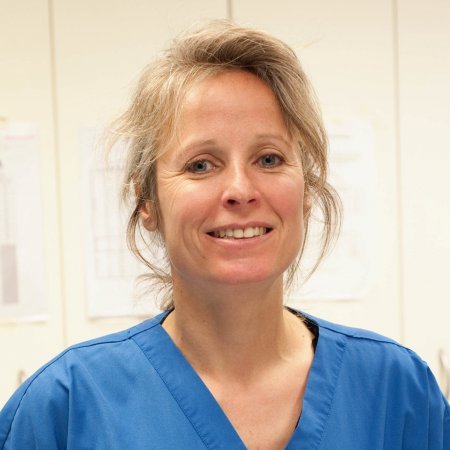 Dr Kirsten GNIRS