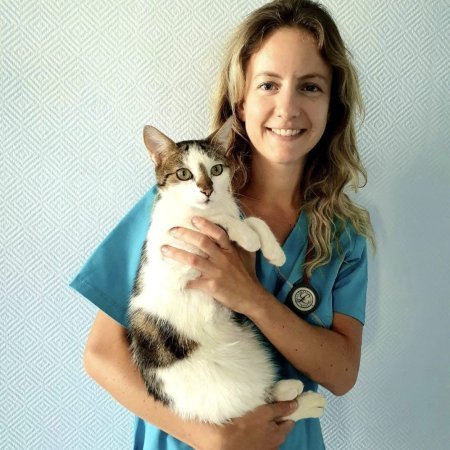 Dr Justine Monterrat