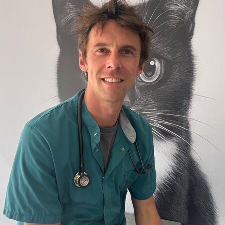 Dr Pierre-Francois DUCATTEAU