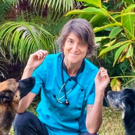 Dr Mathilde FOX