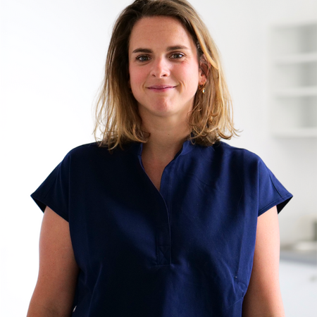 Dr Lena GIRAUD