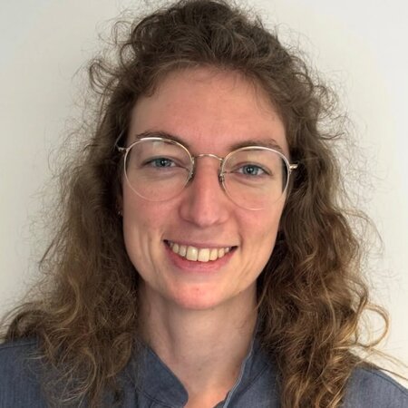 Dr Marie DUMONT