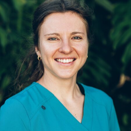Dr Cloé CHABE