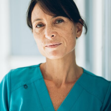 Dr Leopoldine CHEN