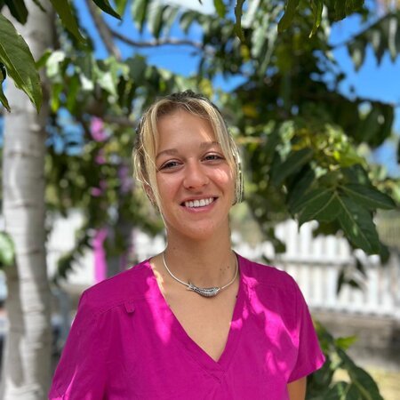 Dr Maya Guyon